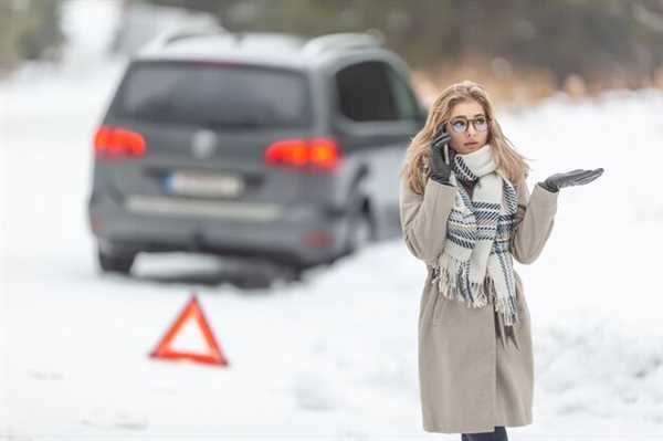 Assemble an Emergency Kit for Winter Travel Safety